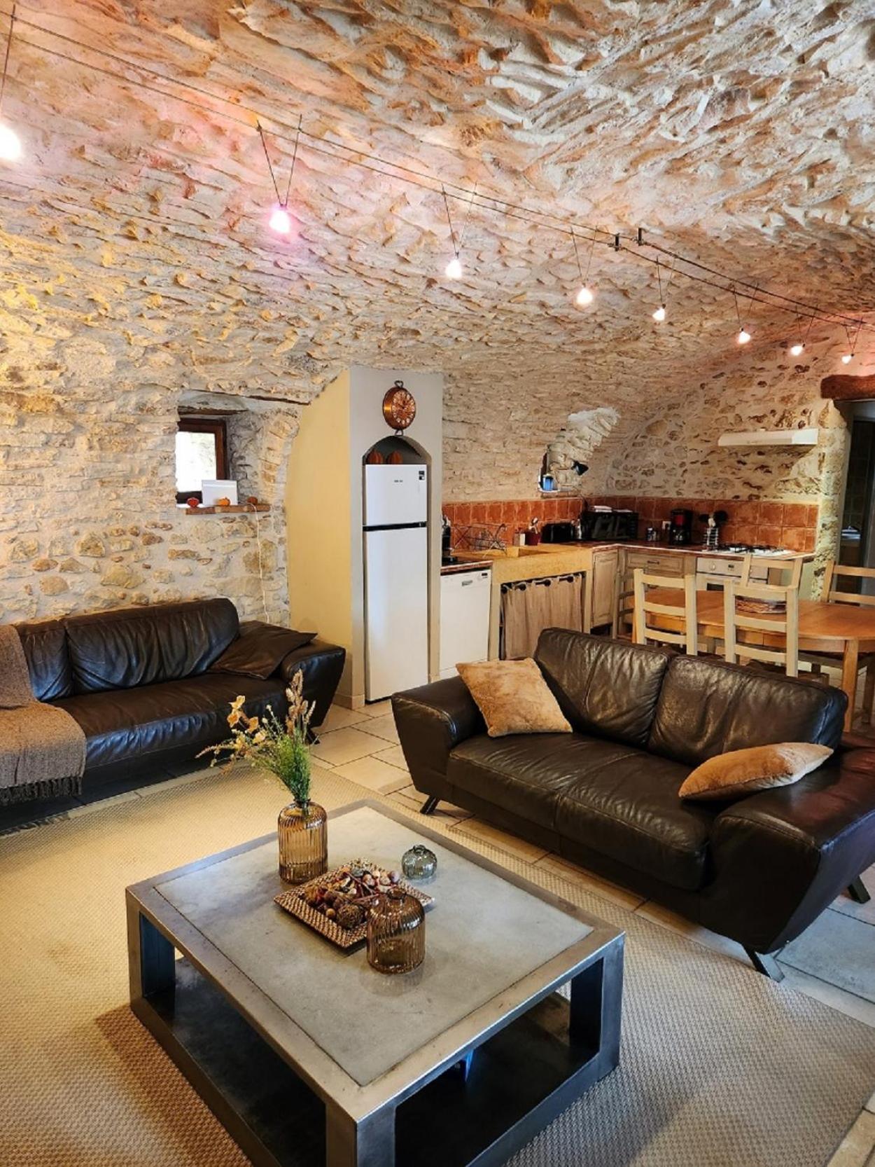 Gite De Charme 80 M², Piscine, Proche D'Uzes. Vezenobres Εξωτερικό φωτογραφία