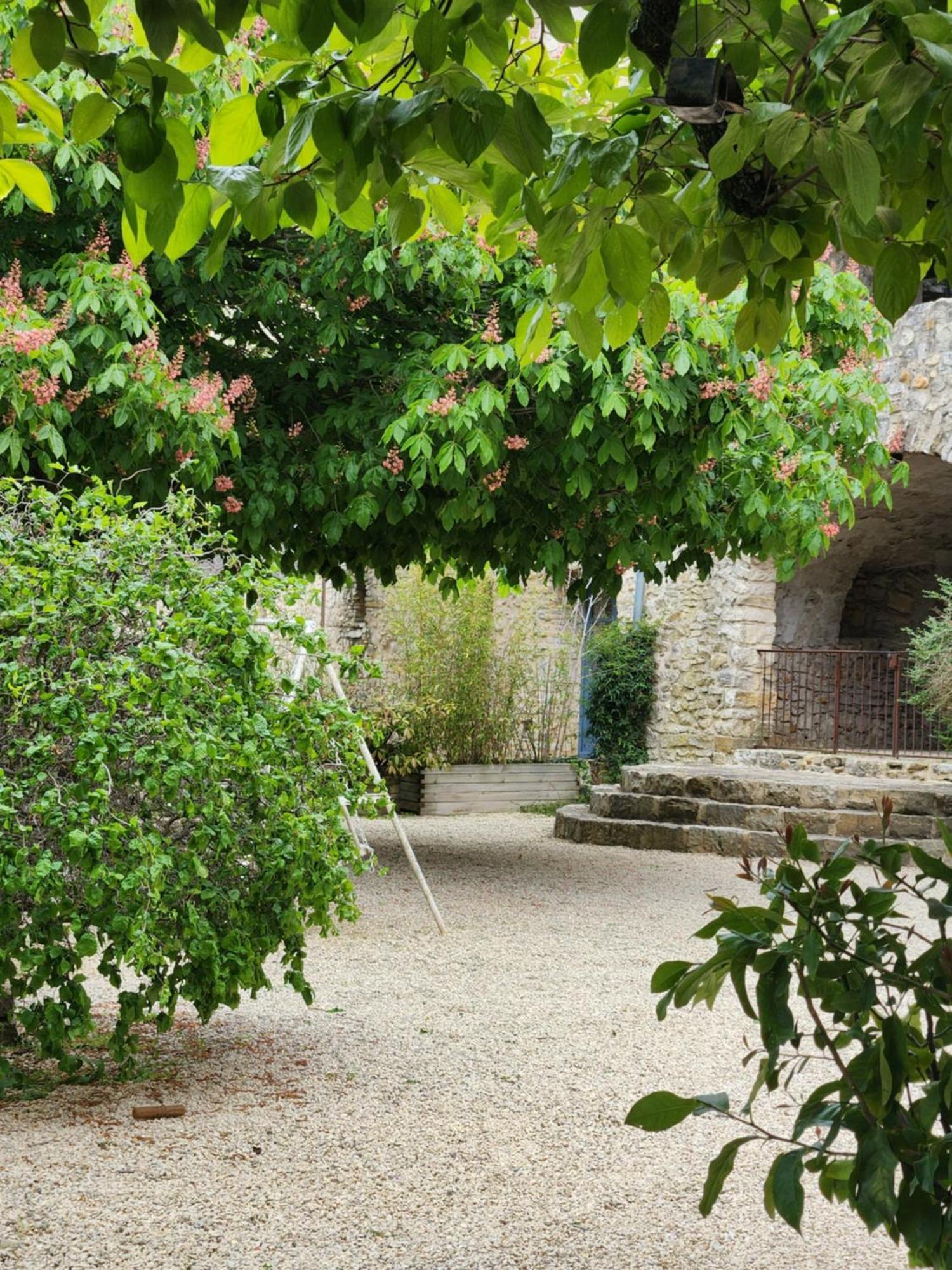 Gite De Charme 80 M², Piscine, Proche D'Uzes. Vezenobres Εξωτερικό φωτογραφία